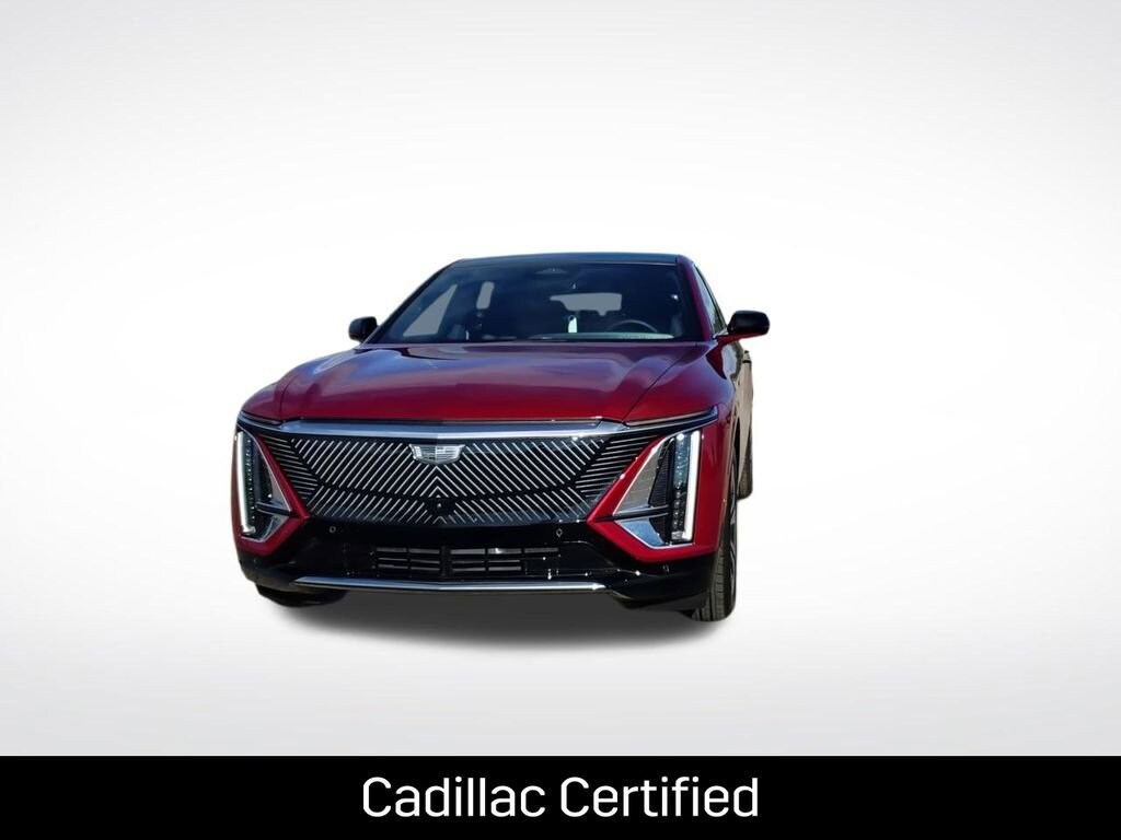 2024 Cadillac Lyriq Luxury photo 3