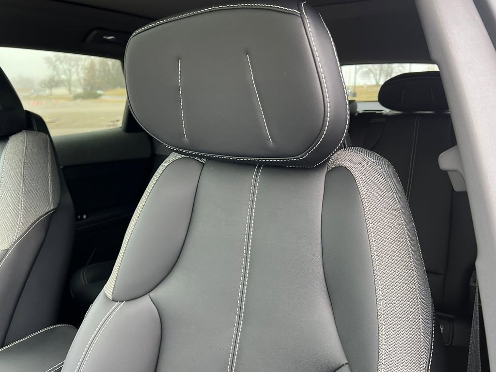 2026 Cadillac OPTIQ Sport - Photo 11