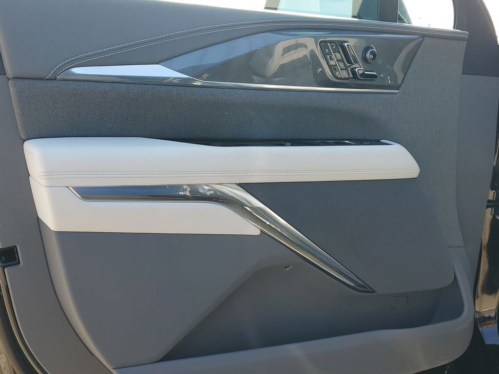 2026 Cadillac Escalade IQ Luxury - Photo 22