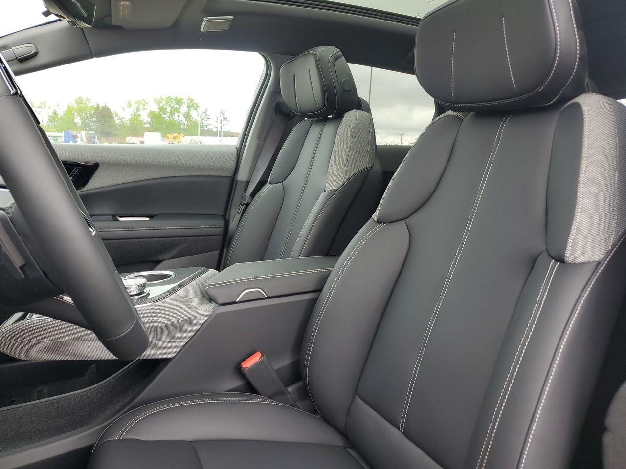 2025 Cadillac OPTIQ Sport 1 - Photo 63