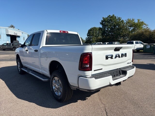 2025 Ram 2500 Big Horn photo 3