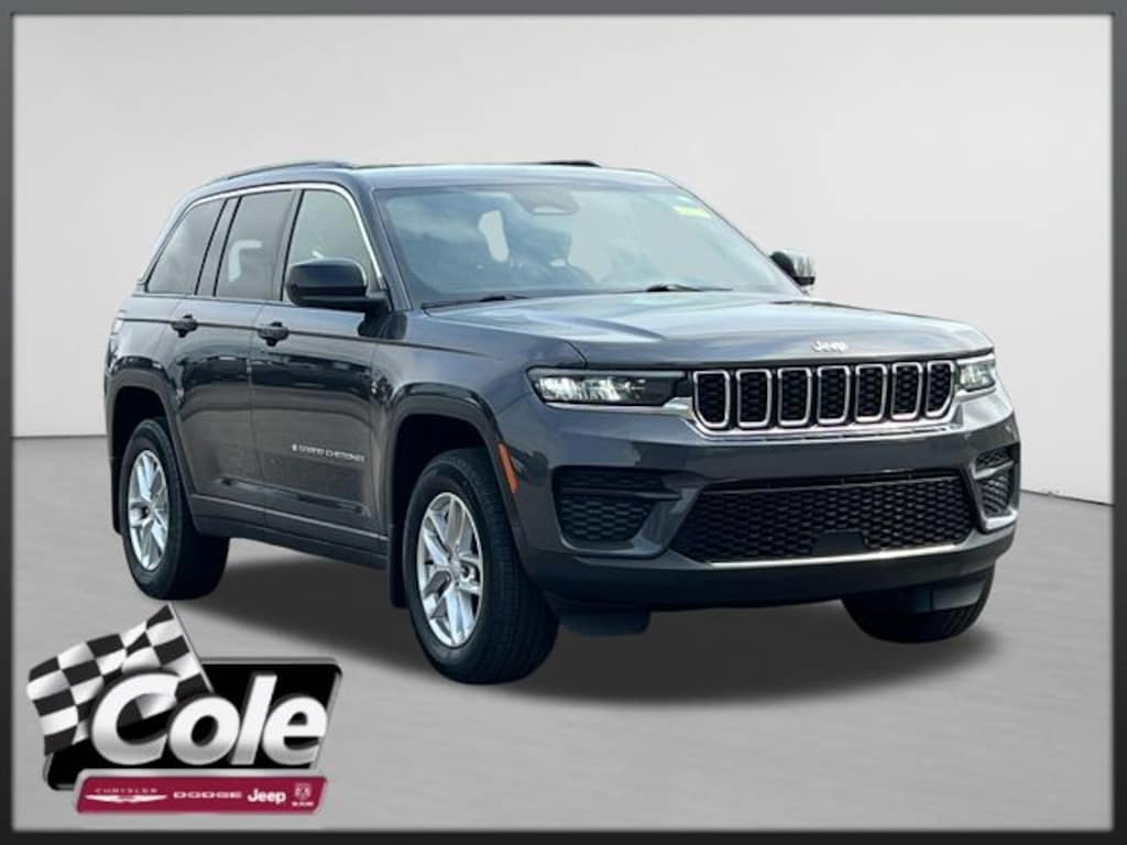 Used 2025 Jeep Grand Cherokee Laredo X SUV