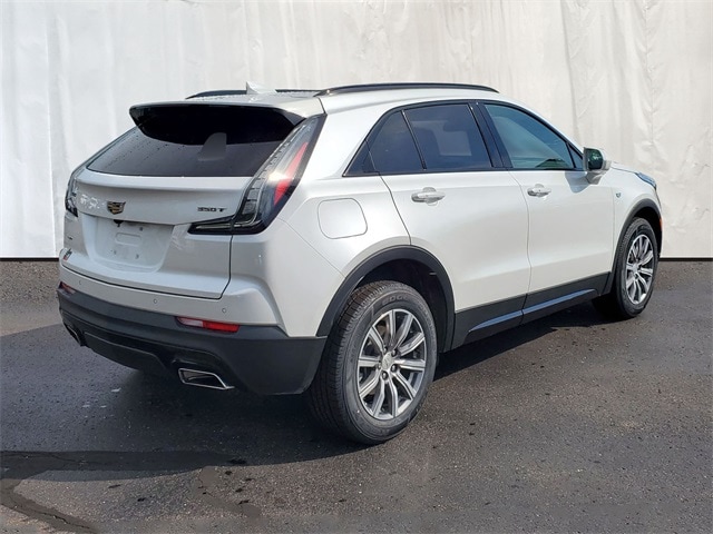 Used 2020 Cadillac XT4 Sport with VIN 1GYFZFR4XLF139623 for sale in Marshall, MI