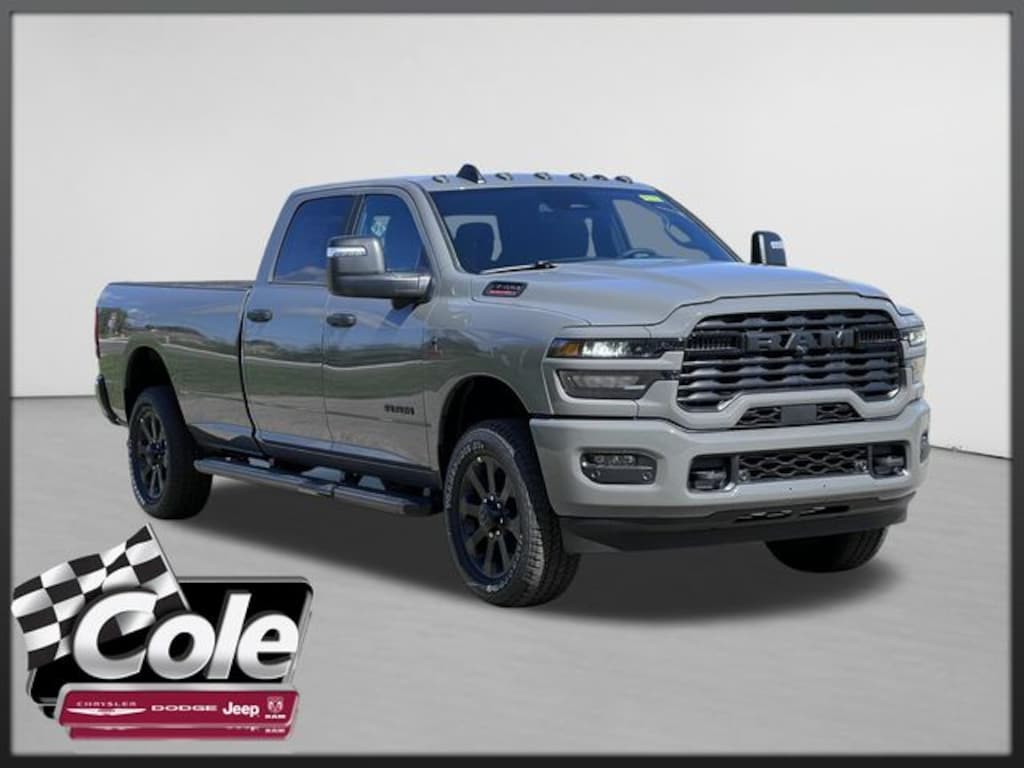 New 2026 Ram 3500 BIG HORN CREW CAB 4X4 8' BOX Pickup