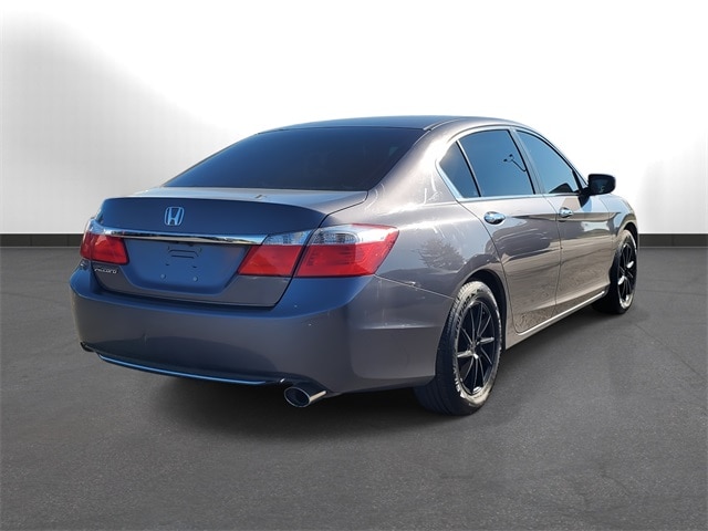 Used 2015 Honda Accord LX with VIN 1HGCR2F31FA267328 for sale in Marshall, MI