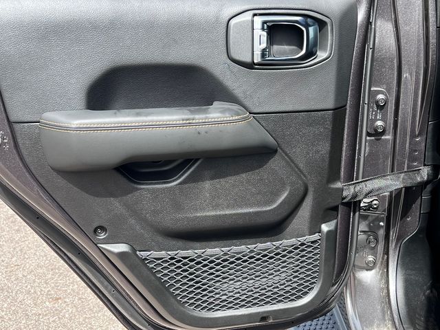 2025 Jeep Wrangler 4-Door Sahara - Photo 36