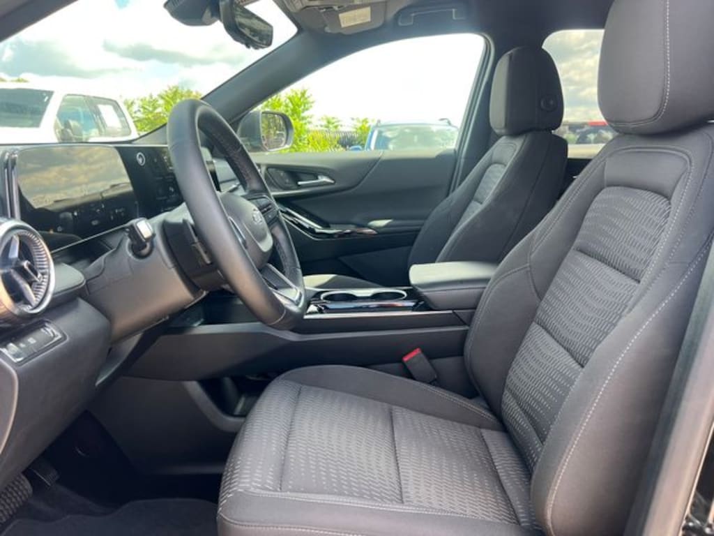 Used 2025 Chevrolet Equinox LT SUV