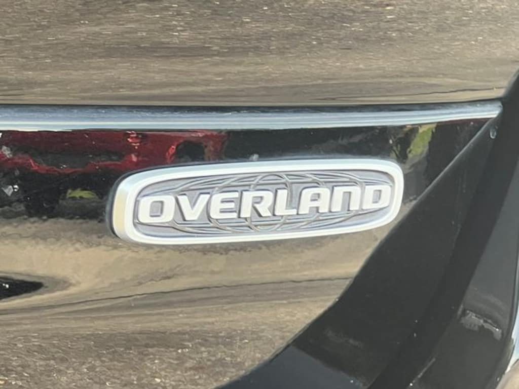 Used 2024 Jeep Grand Cherokee L Overland SUV