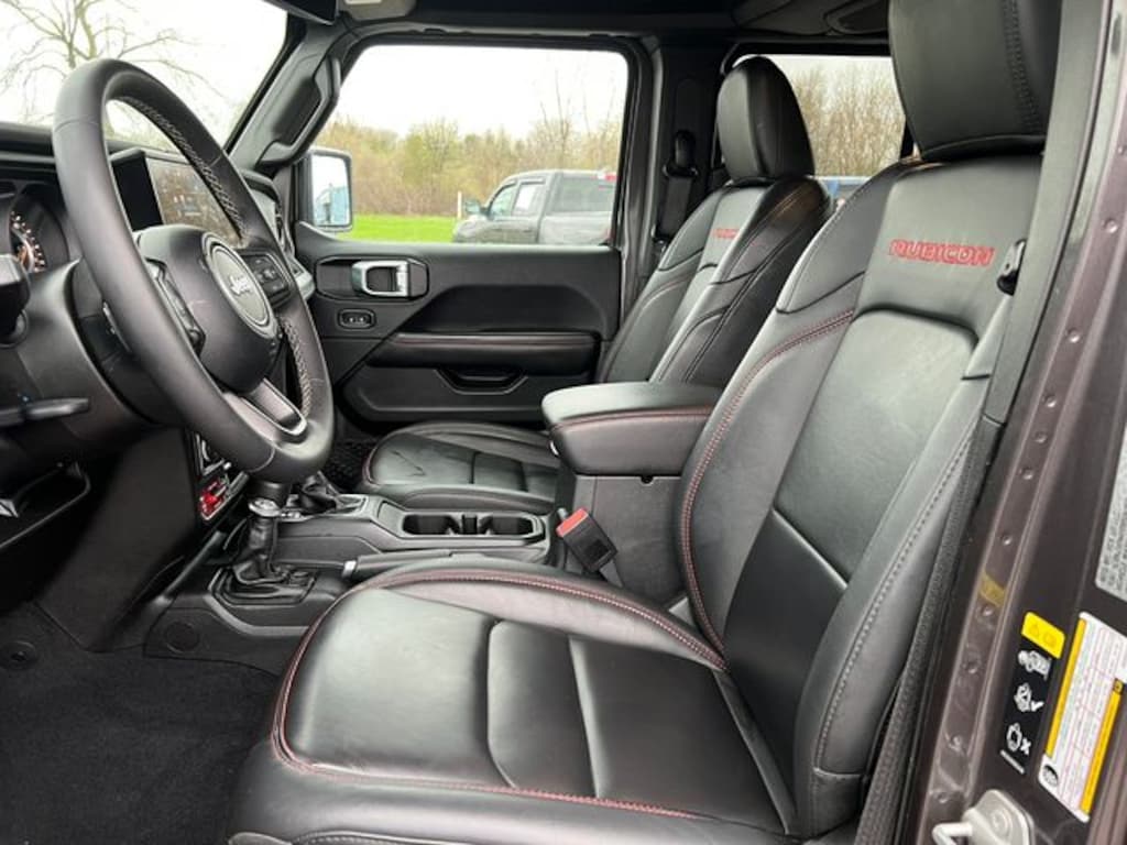 Used 2025 Jeep Wrangler Rubicon X SUV