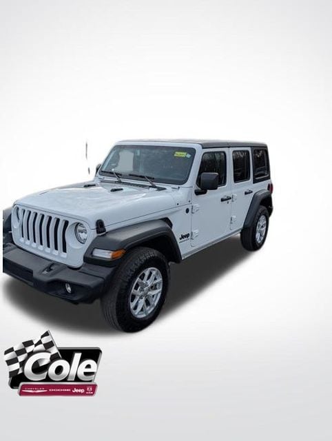 2023 Jeep Wrangler 4-Door Sport S's photo