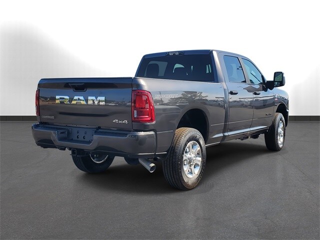 2025 Ram 3500 Big Horn photo 2