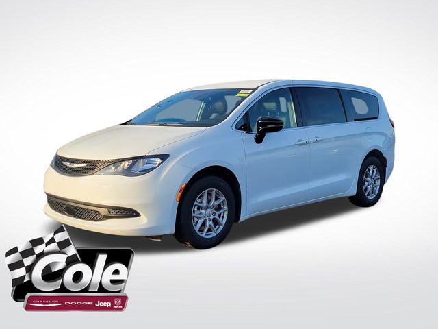 2026 Chrysler Voyager LX's photo