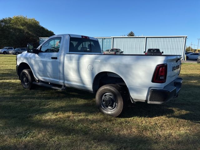 2025 Ram 2500 Tradesman photo 3
