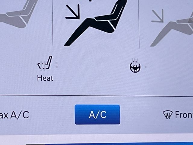 2026 Chrysler Pacifica Select - Photo 22