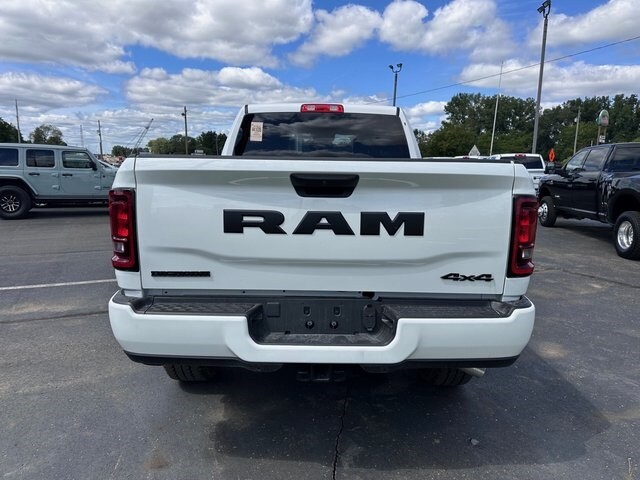 2025 Ram 2500 Big Horn photo 4