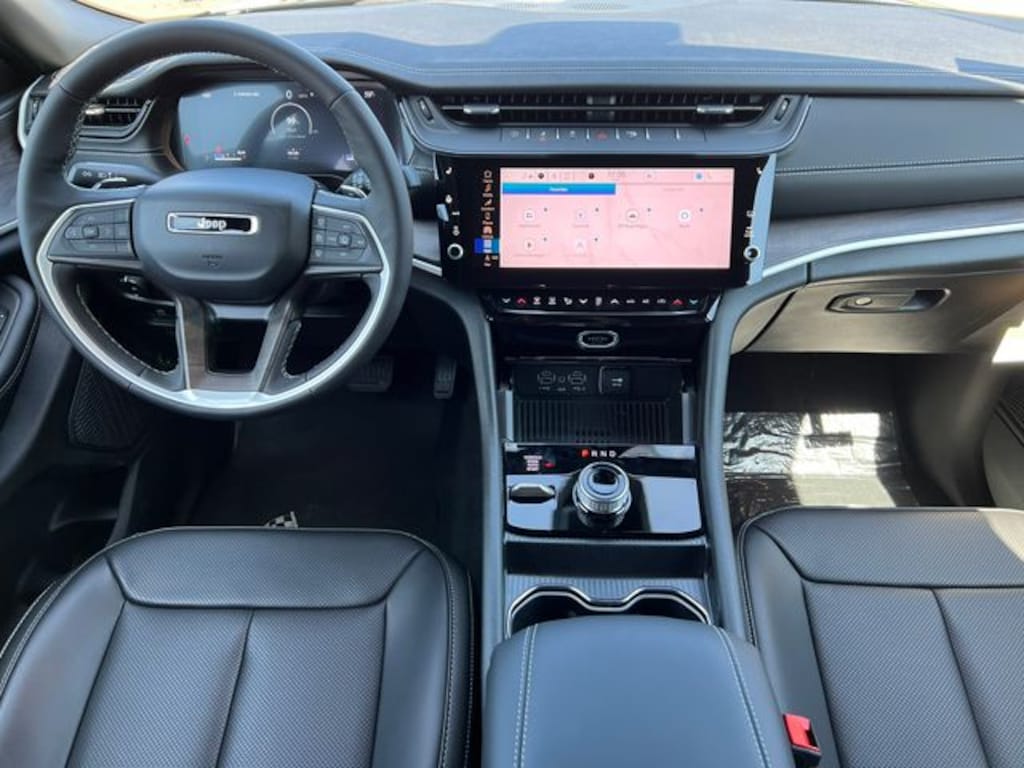 New 2026 Jeep Grand Cherokee L LIMITED 4X4 Sport Utility