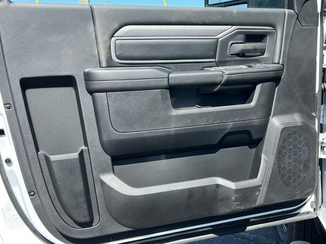 2026 RAM 3500 Tradesman - Photo 17