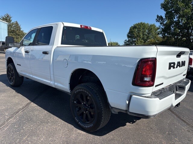 2025 Ram 2500 Big Horn photo 3