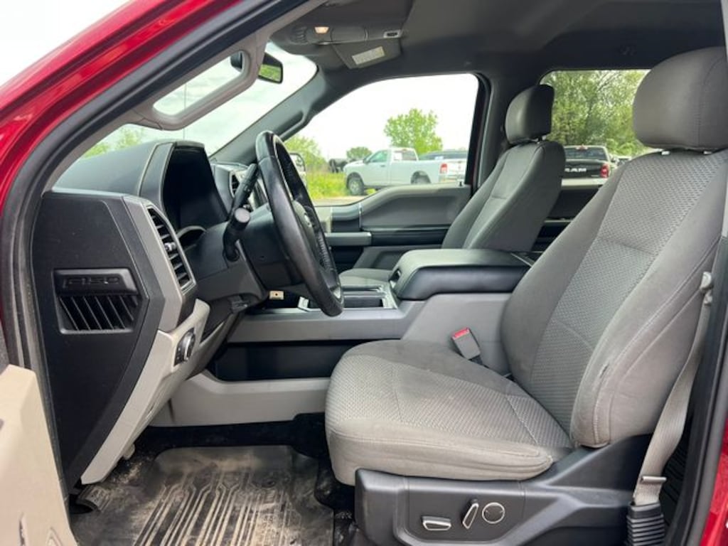 Used 2017 Ford F-150 XLT Truck
