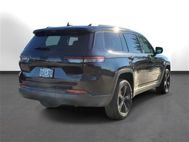 2024 Jeep Grand Cherokee Limited photo 2