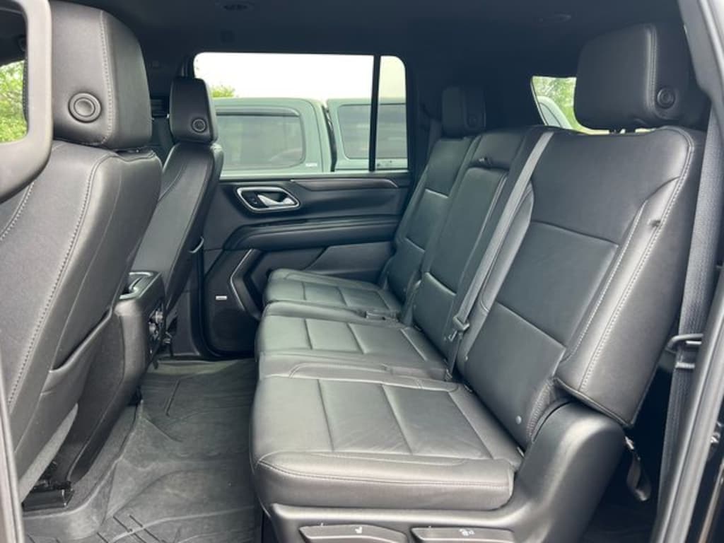 Used 2023 Chevrolet Suburban LT SUV