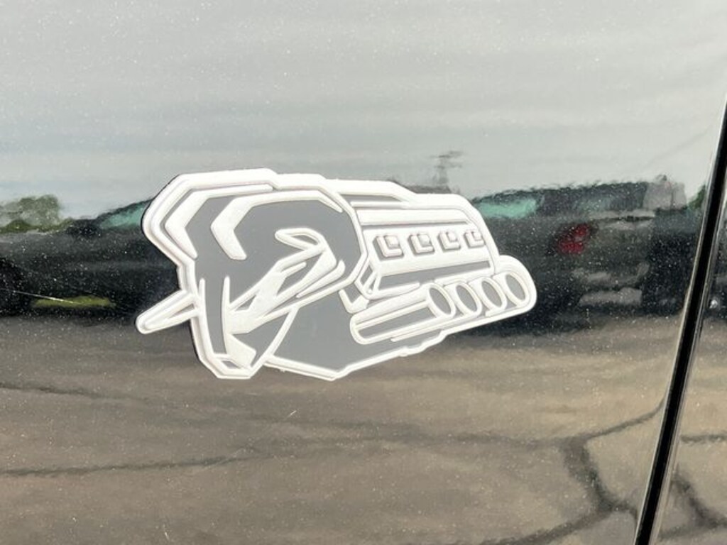 New 2026 Ram 1500 LIMITED CREW CAB 4X4 5'7 BOX Pickup