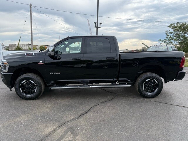 2025 Ram 2500 Laramie photo 2