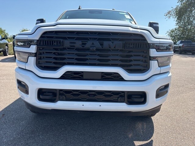 2025 Ram 2500 Big Horn photo 4