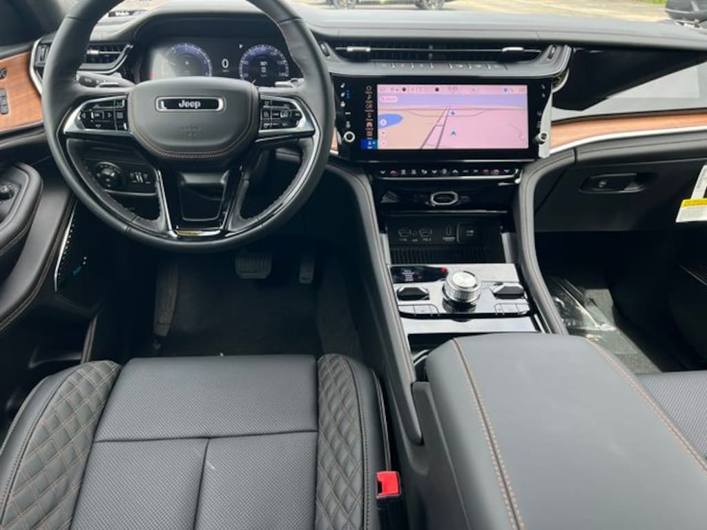 New 2026 Jeep Grand Cherokee L SUMMIT 4X4 Sport Utility