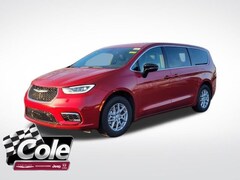 2026 Chrysler Pacifica SELECT Passenger Van