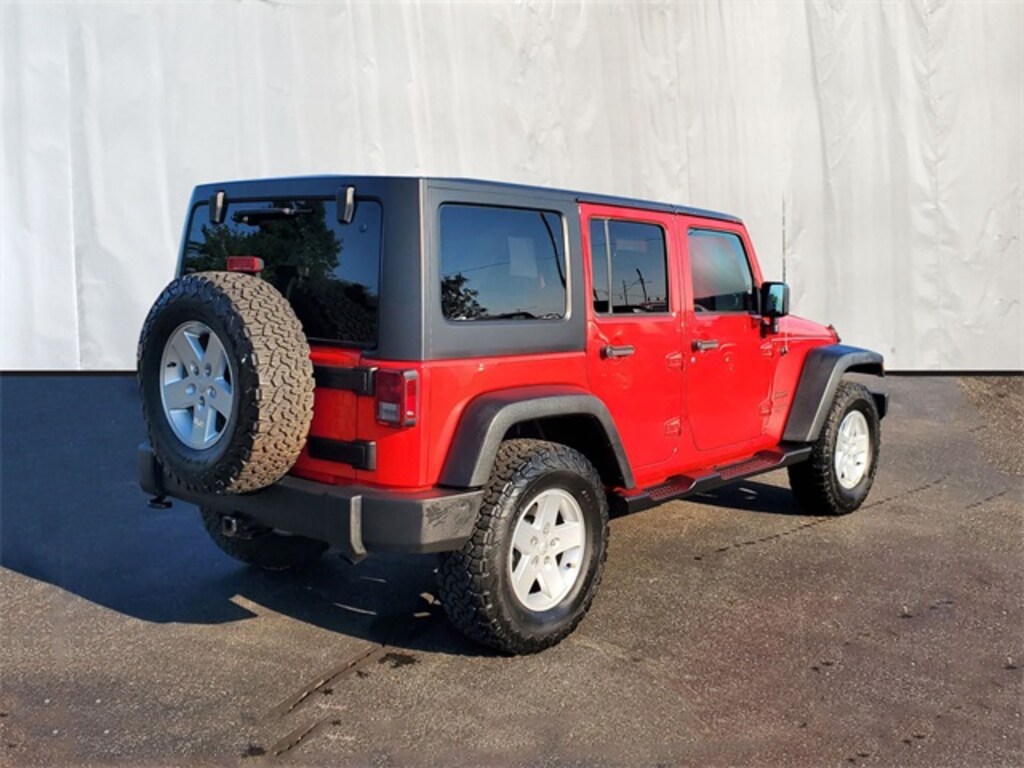 Used 2018 Jeep Wrangler JK For Sale at Cole Nissan VIN 1C4HJWDG5JL889095