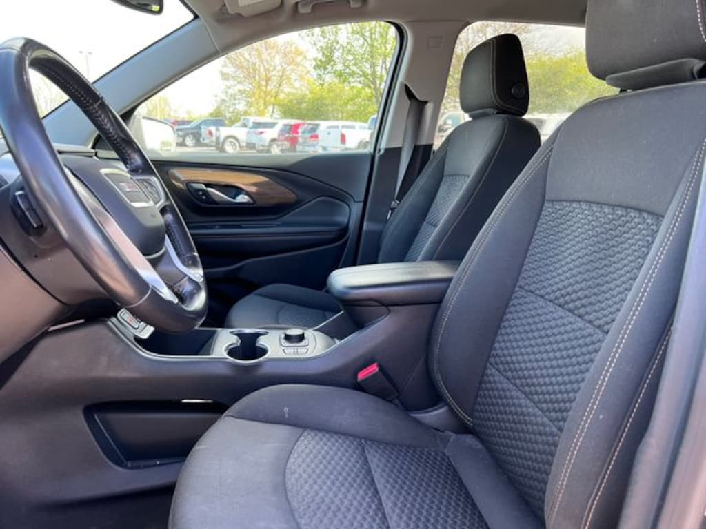 Used 2019 GMC Terrain SLE SUV