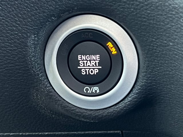 2026 Chrysler Pacifica Select - Photo 29