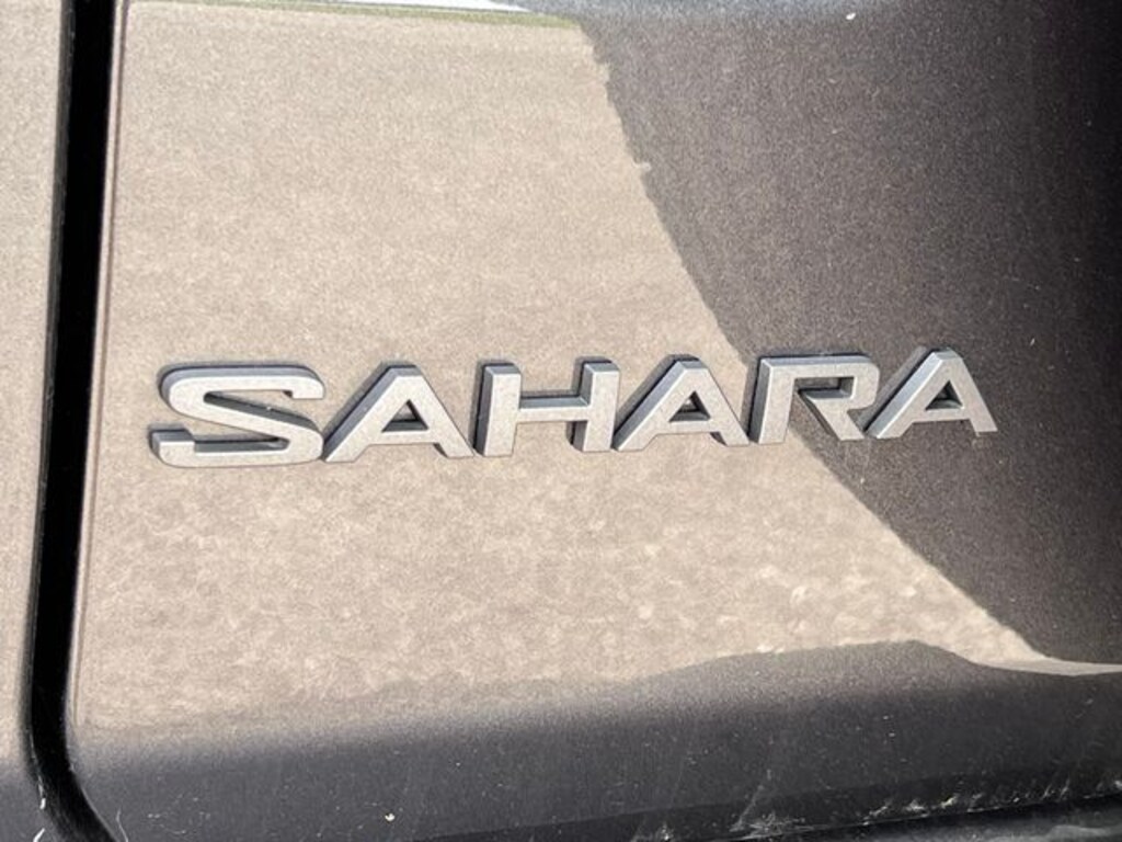 New 2025 Jeep Wrangler 4-DOOR SAHARA Sport Utility