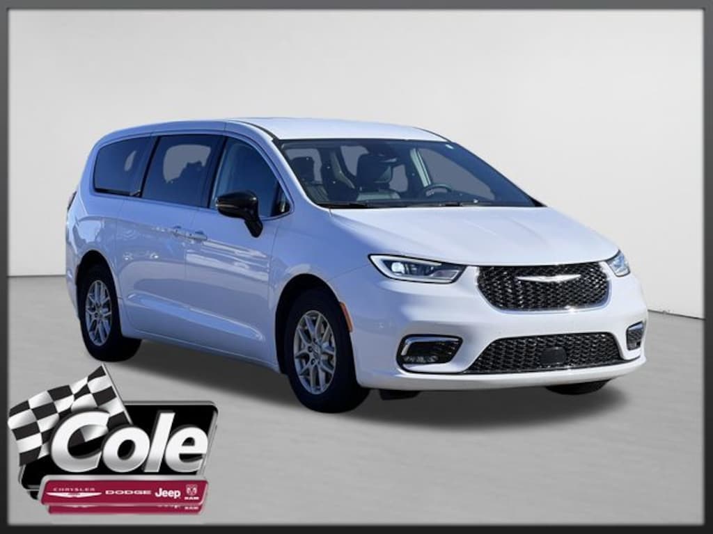 Used 2024 Chrysler Pacifica Touring L Minivan/Van