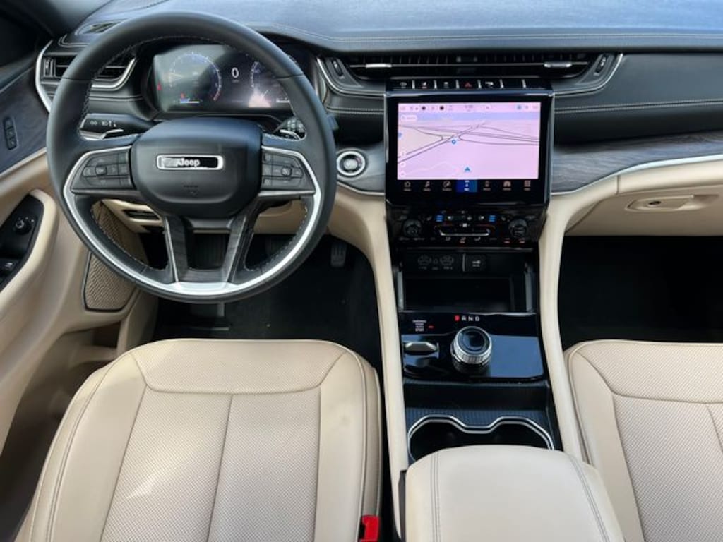 Used 2024 Jeep Grand Cherokee Limited SUV