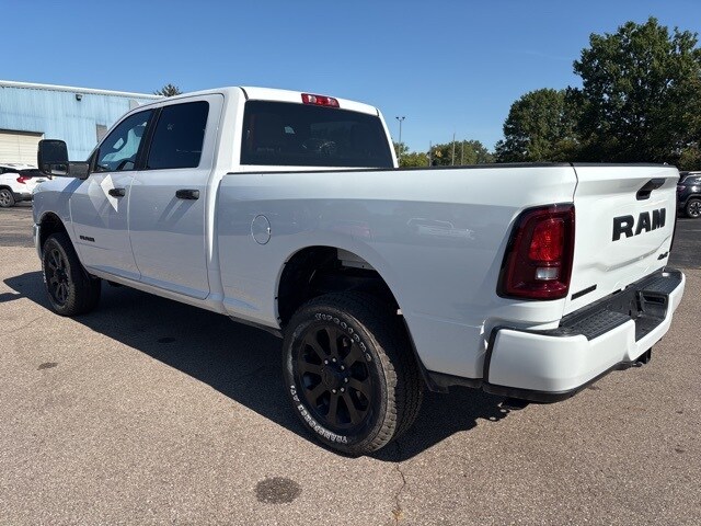 2025 Ram 2500 Big Horn photo 3