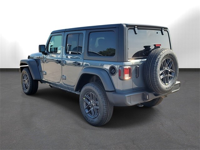 2025 Jeep Wrangler Sport S photo 3