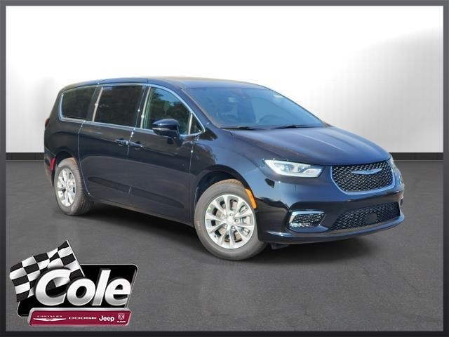 2025 Chrysler Pacifica Passenger Van 