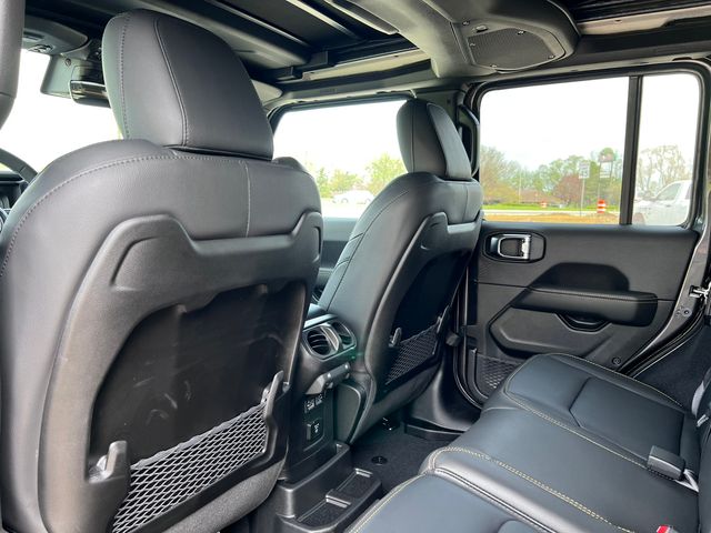 2025 Jeep Wrangler 4-Door Sahara - Photo 35