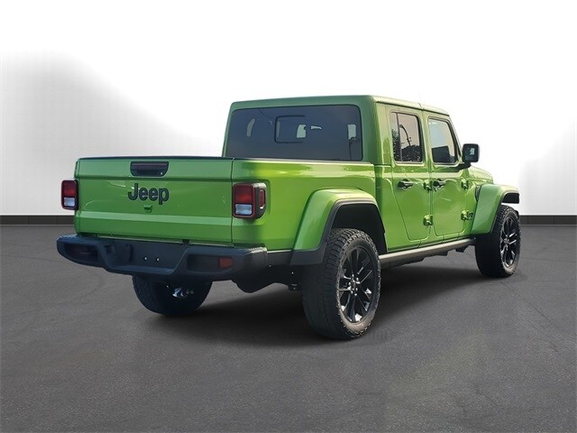 2025 Jeep Gladiator Sport photo 2