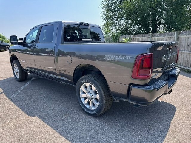 2025 Ram 2500 Laramie photo 3