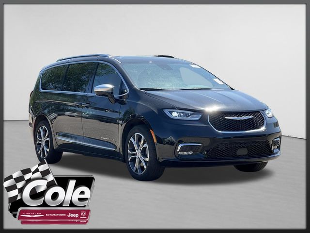 2025 Chrysler Pacifica Pinnacle AWD's photo