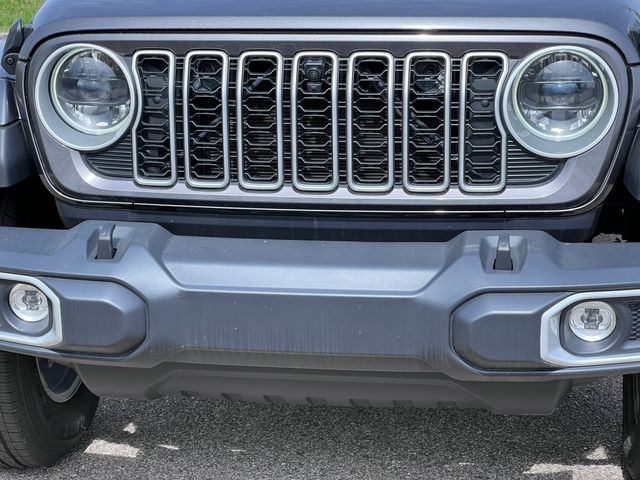 2025 Jeep Wrangler 4-Door Sahara - Photo 37