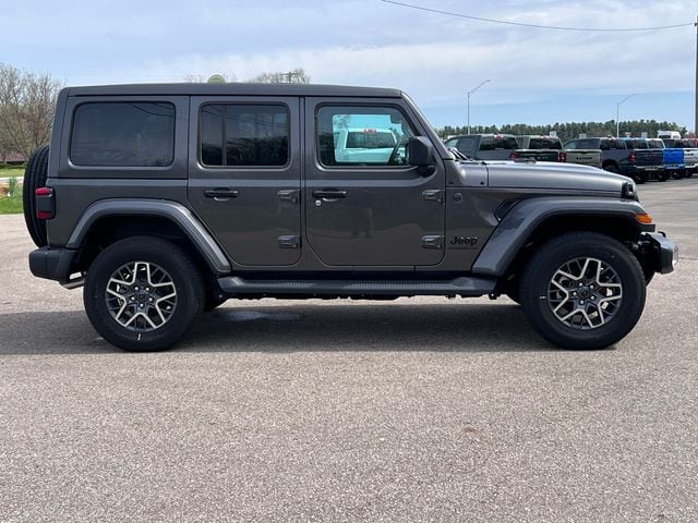 2025 Jeep Wrangler 4-Door Sahara - Photo 42