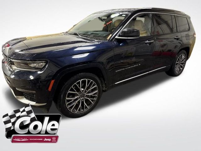2023 Jeep Grand Cherokee L Summit Reserve's photo
