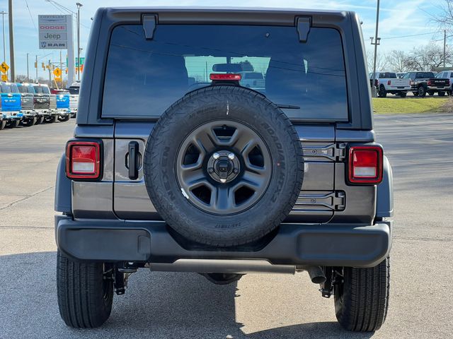 2026 Jeep Wrangler 4-Door Sport - Photo 38