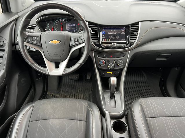 Used 2020 Chevrolet Trax LT with VIN KL7CJPSB8LB055335 for sale in Marshall, MI