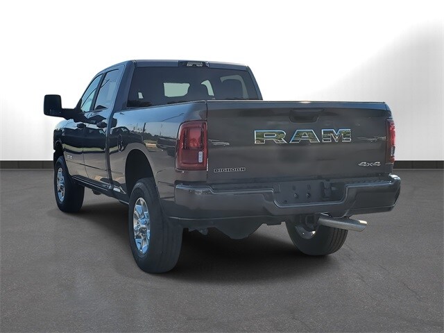 2025 Ram 3500 Big Horn photo 3