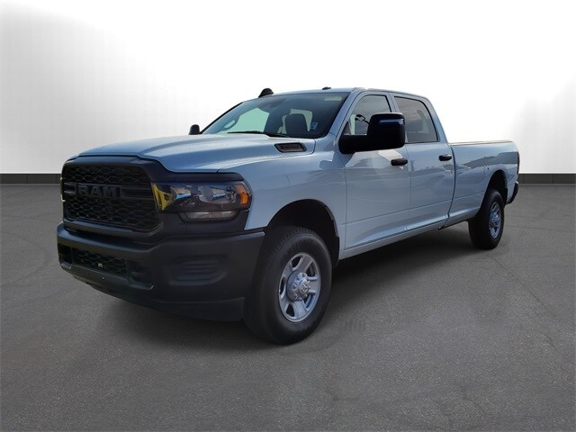 2024 Ram 3500 Tradesman photo 4